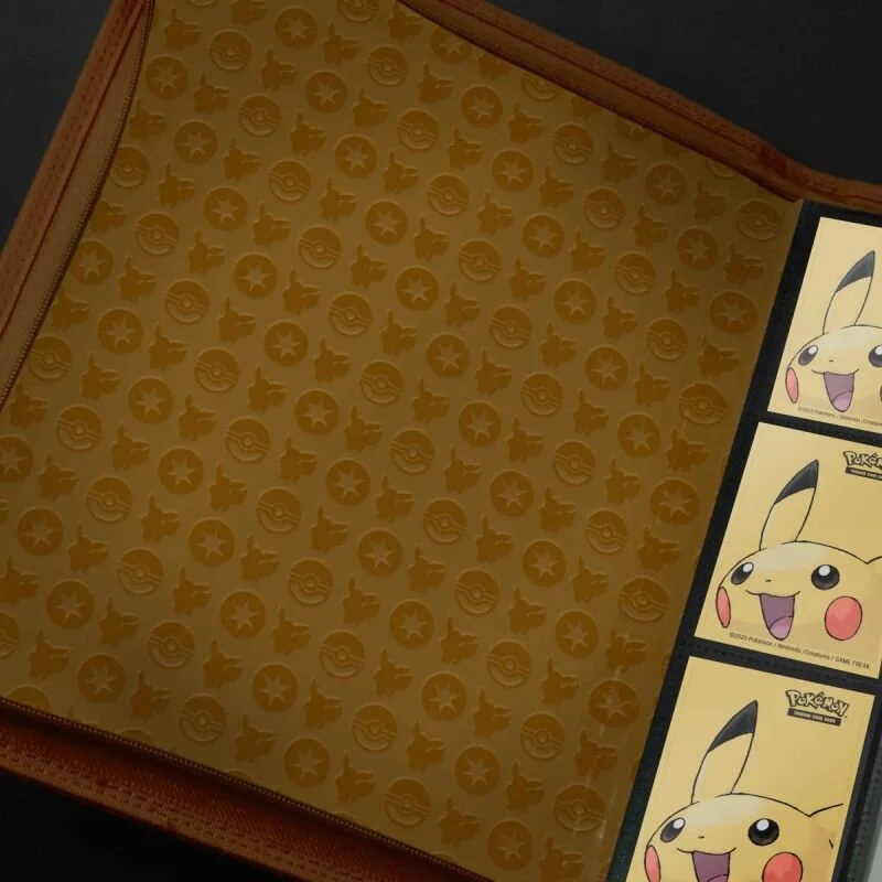 Ultra Pro - Elite Series: Eevee - 9-Pocket Zip PRO-Binder (360 double-sleeved cards)